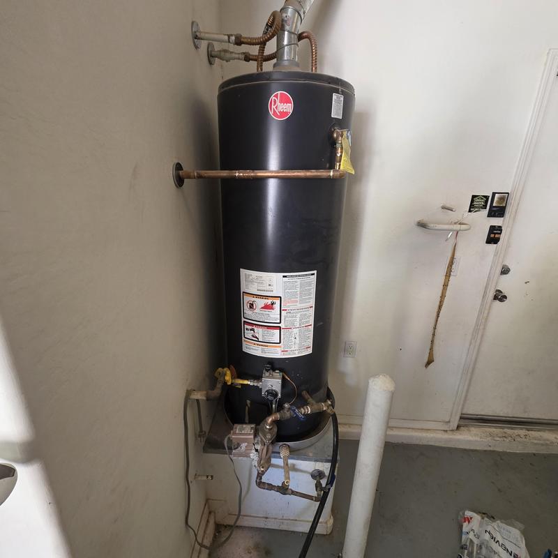 50 gallon gas water heater with plumbing connections