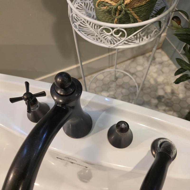 Roman tub valve handle missing on black faucet